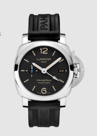 Panerai Luminor GMT 42mm Replica Watch PAM01535 CAOUTCHOUC BLACK